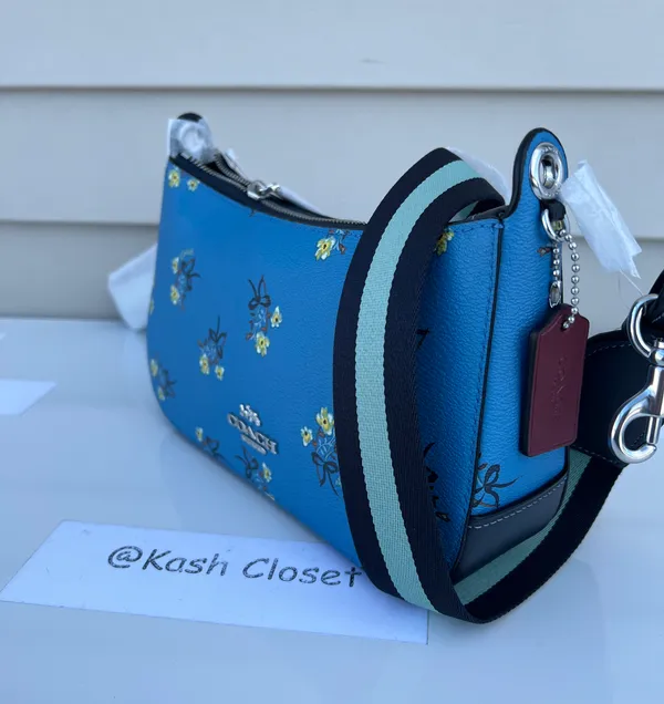 Coach Jes Baguette With Floral Bow Print - Image 7