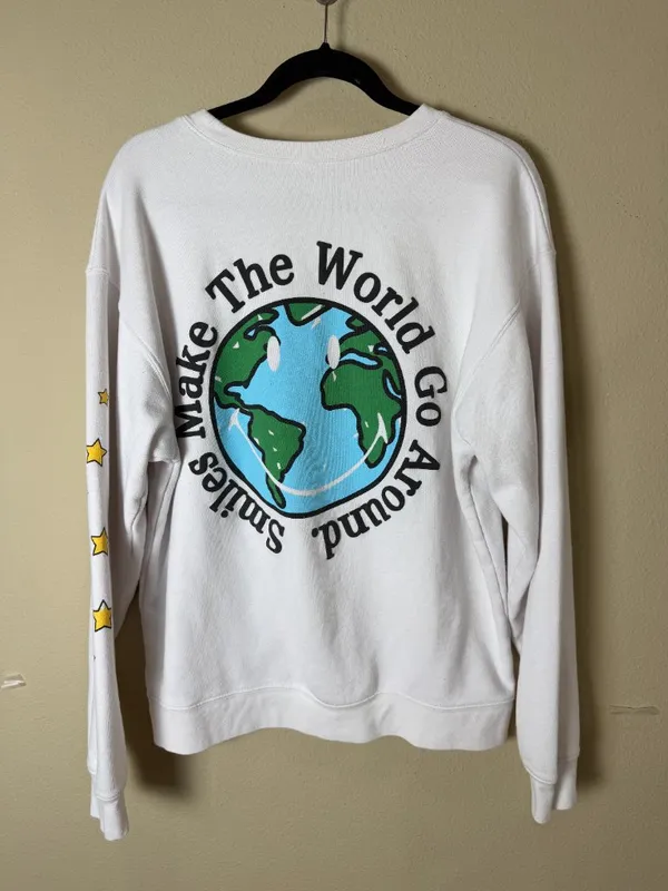 Smiley Originals It's A Good Day Whimsy Graphic Crew Neck Sweatshirt Size Medium - Image 5