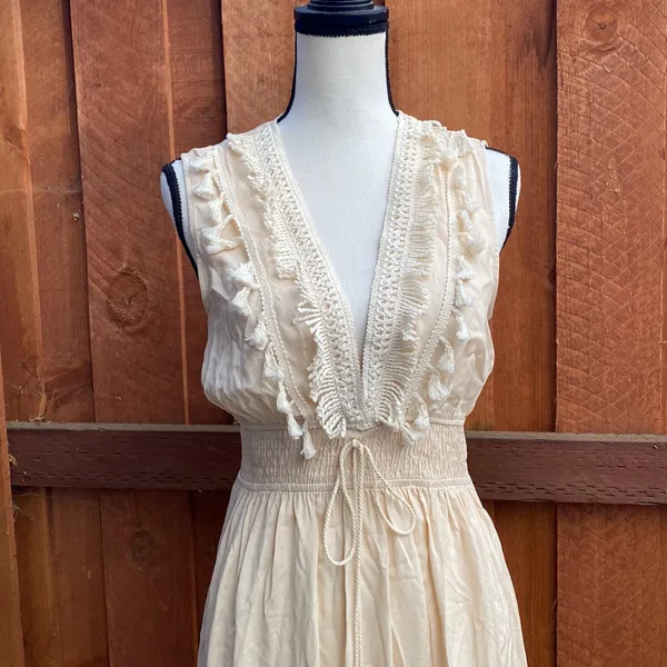 CUPSHE Cream V Neck Sleeveless Lace Tassel Smocked Waist Maxi Dress Size M - Image 6