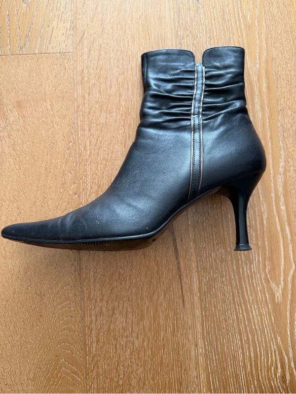 Women's Black Leather Pointed - Image 2
