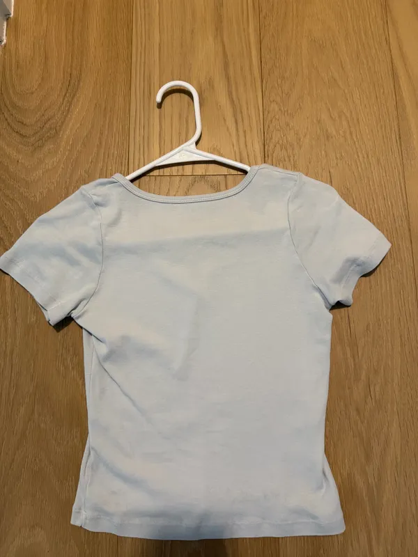 Brandy Melville Short Sleeve Top - Image 3