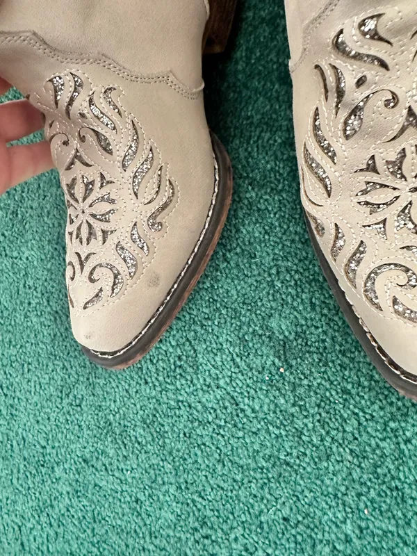 White boots Roper Size 6 - Image 2