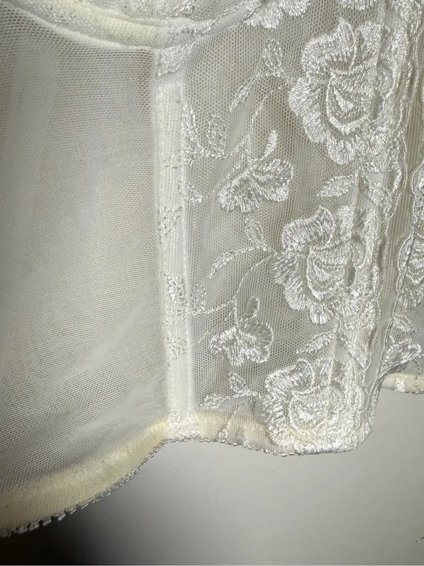 Secret Treasures Elegant Cream Lace Bustier Bra Top - Women Intimates 36C - Image 3