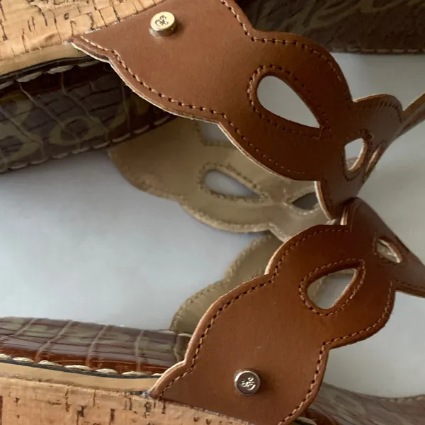 Sam Edelman Tan Cutout Sandals - Image 10
