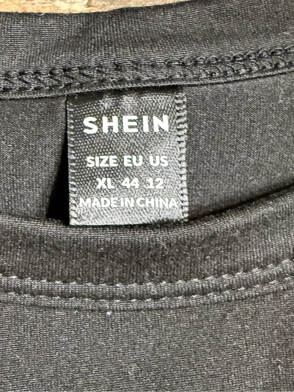SHEIN Black Tee with White Ghost Malone Graphic - Image 2