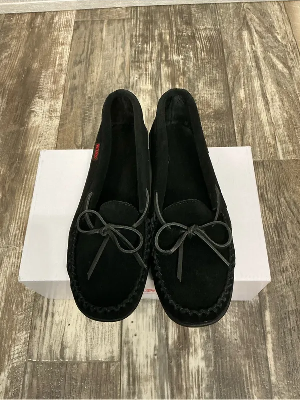Softmoc Classic Black Faux-Fur Lined Moccasin Flats Size 9 - Image 16
