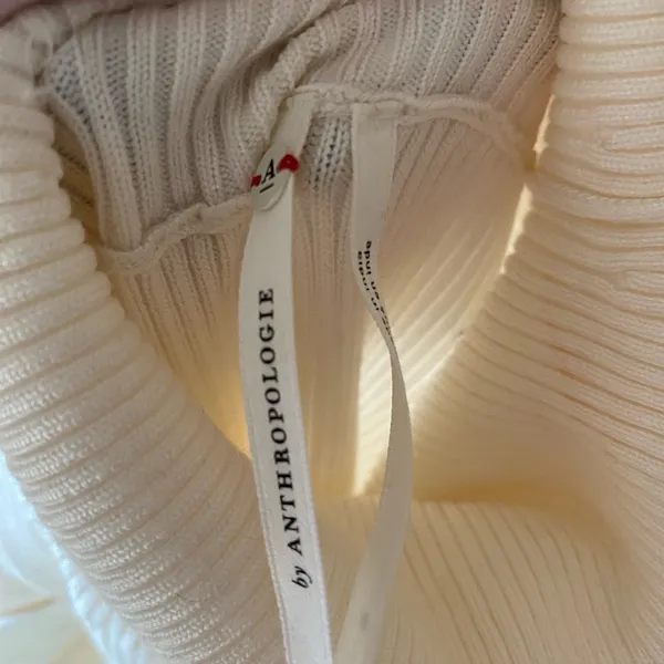 Anthropologie Size medium white balloon sleeve Bodycon mock neck top - Image 5
