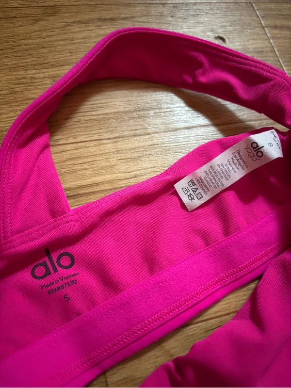 Alo Yoga Pink Sports Bra - Image 4