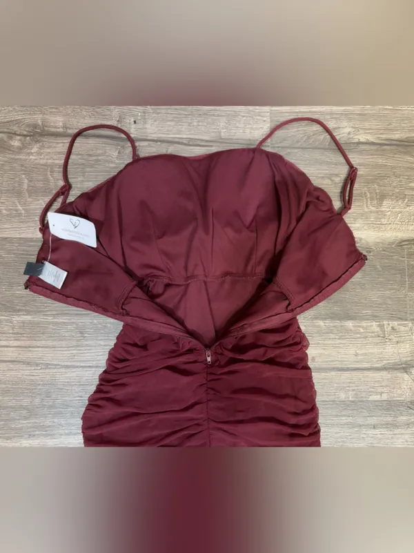 Windsor Burgundy Ruched Mesh Bodycon Midi Dress NWT XS Wine Red Cocktail Party - Image 4