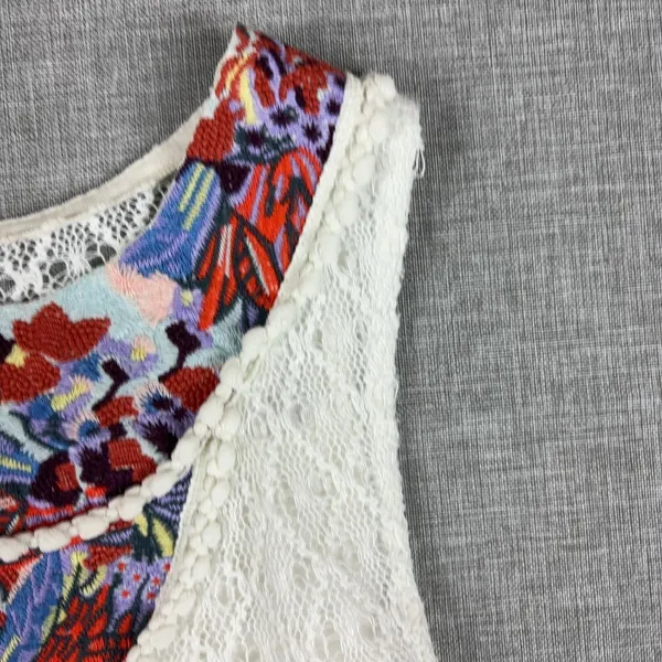 Akemi + Kin Tank Top Womens‎ S White Scoop Neck Lace Anthropologie Lined Boho - Image 5