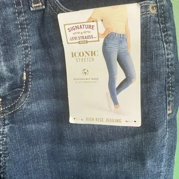 Levi's Levi Signature‎ high rise skinny jeggings jeans NEW! Size 1 25” - Image 2