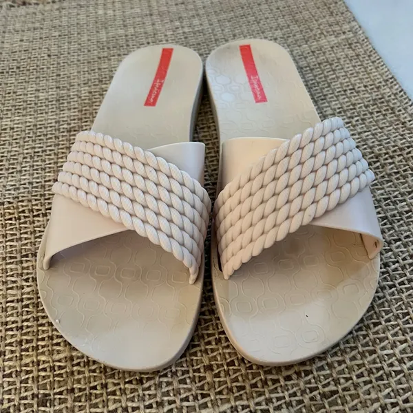 Ipanema Women's Sandals Slides Beige Braided Criss Cross‎ Casual Comfort Size 9 - Image 3