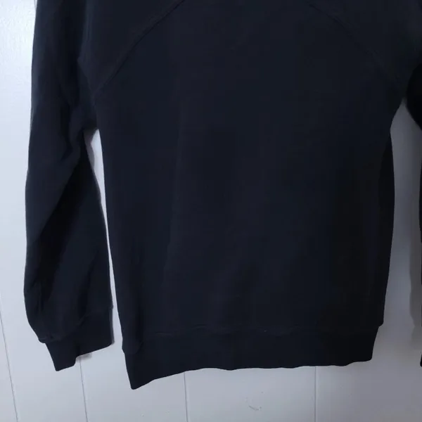 Lululemon Women's Long Sleeve Pullover Sweater Black With Logo - Image 3
