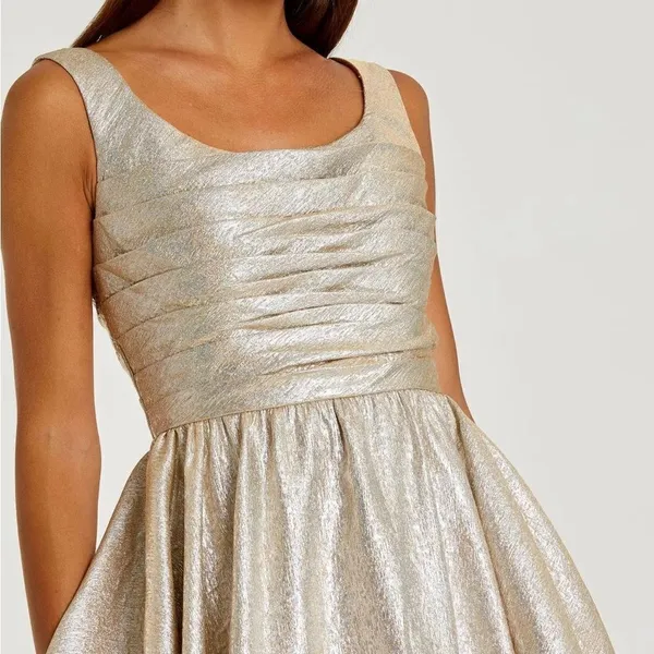 MAC DUGGAL Size 6 Gold Square Neck Pleated Sleeveless Midi Cocktail Dress Gown - Image 4