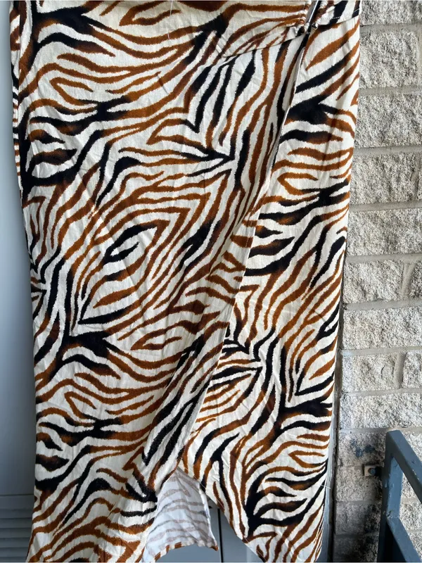 House of Harlow 1960 Zebra-Print Wrap Midi Skirt in Brown, Black, Cream - Image 6