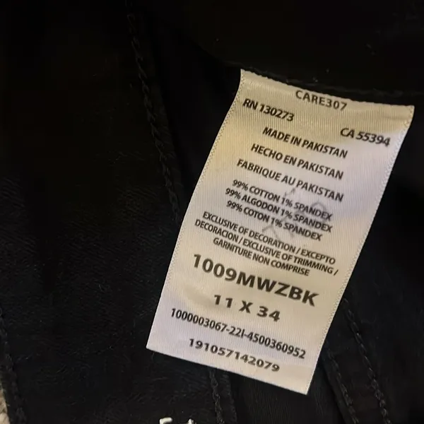 Wrangler Women’s Boot Jeans Size 11 Length 34 in Black - Image 3