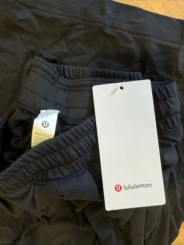 lululemon BeCalm HR Pleated Extra-Wide Leg Pant - Large -NWT - Image 4