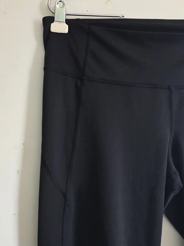 Under Armour Black Straight-Leg Performance Pants - Image 7