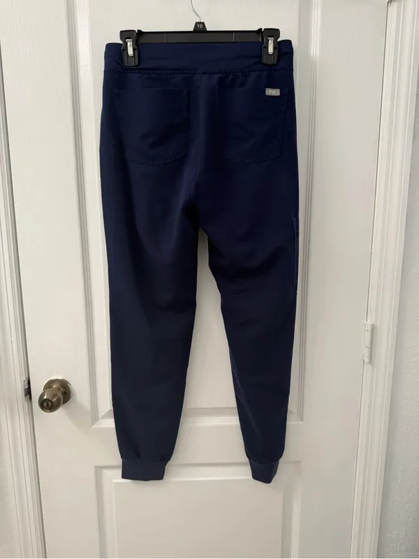Figs Women’s Zamora Jogger Scrub Pants™ Navy (Size XS) - Image 6
