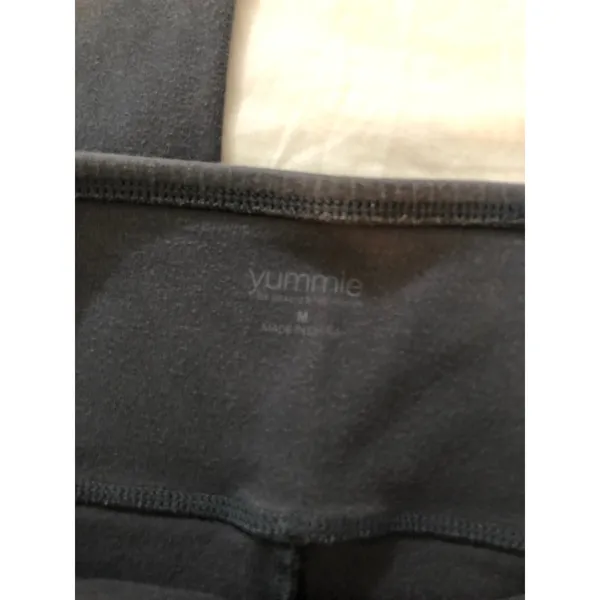 Yummie grey flare high waist sweatpants Size Medium - Image 3