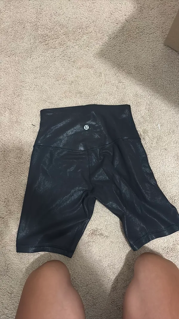 Lululemon Shine Align Shorts 8" - Image 4