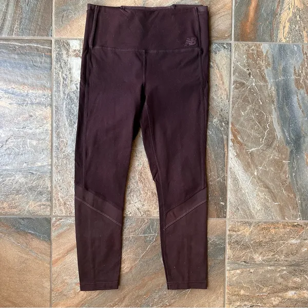 New Balance Dry Leggings Bundle Women's Size Medium Black and Maroon - Image 3