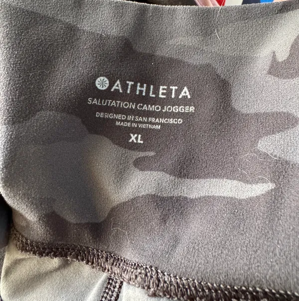 Athleta Salutation Camo Joggers - Image 3