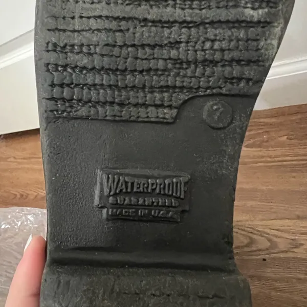 Black Waterproof Mid Calf Boots Size 7 US - Image 7