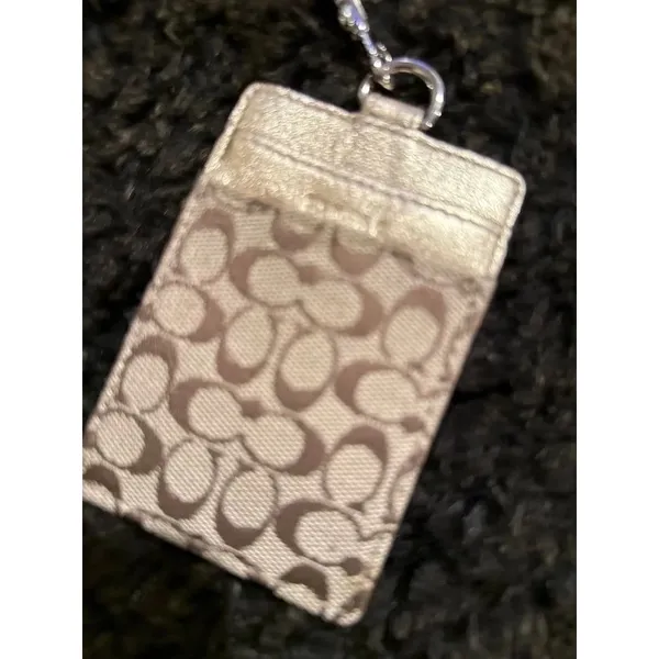 COACH Signature ID badge holder Gold - Image 2