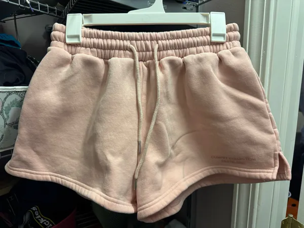 Comfrt Matching Sweatset with Shorts - Image 4