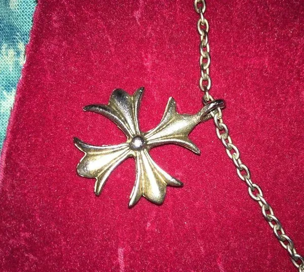 90s vintage cross necklace Silver - Image 2