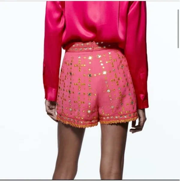 ✨ ZARA Fuchsia Pink Mirror Embroidered Shorts - Boho Festival High-Waisted Size S - Image 3