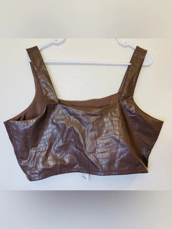 Express NWT Body Contour Croc Faux Leather Square Neck Cropped Tank‎ Top Size XL - Image 2