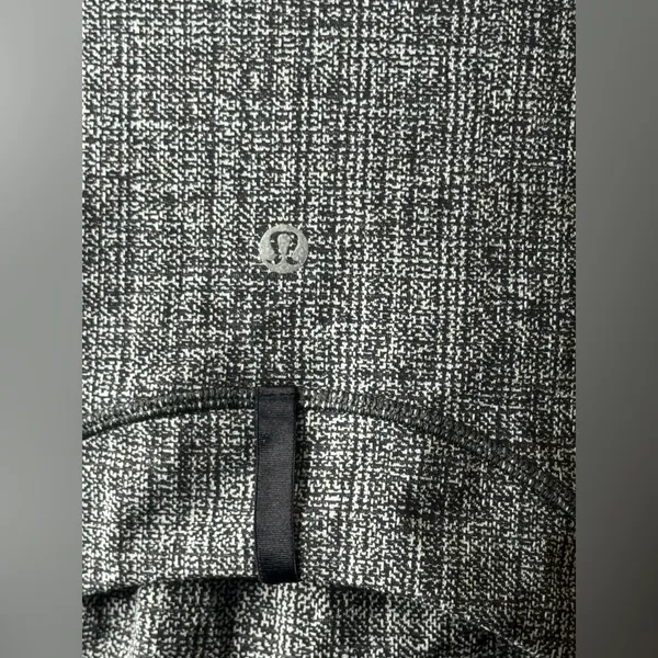 Lululemon define jacket gray tweed color size 6 - Image 7