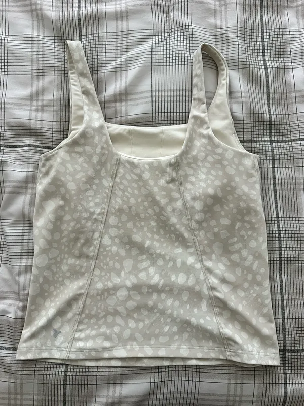 Old Navy Active Tank - Image 2