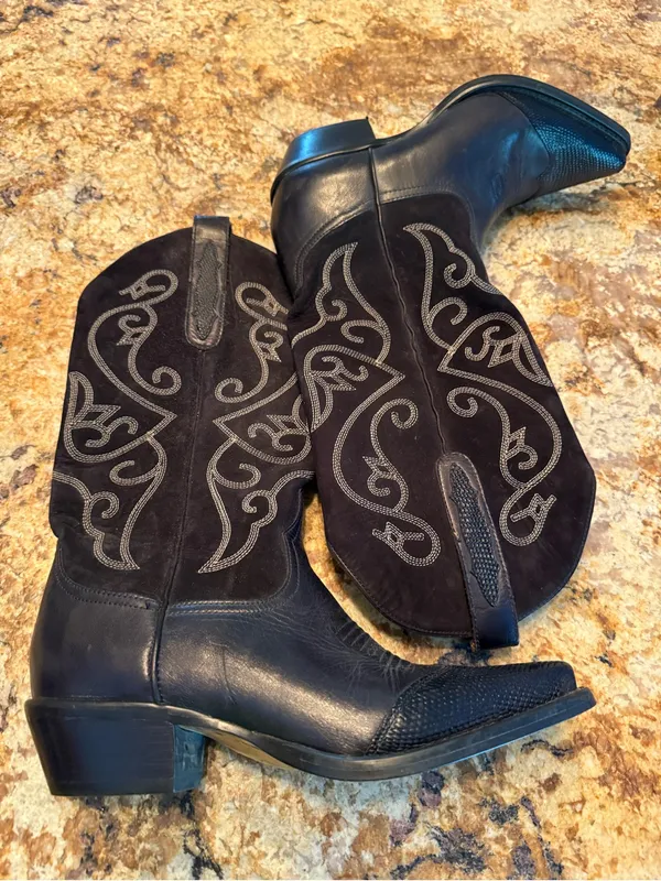 Nine West Black Leather Western Cowboy Boots Womens Size 7M Embroidered Mid Calf - Image 2