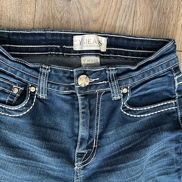 Women's Flared Blue Jeans Size 6 - Image 5