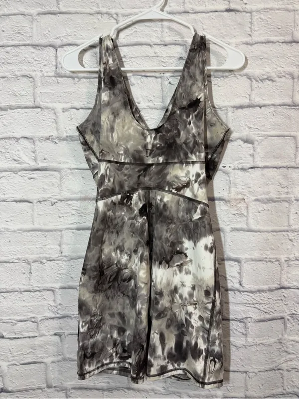 Gymshark Grey Marble-Print Romper, Large - Image 2