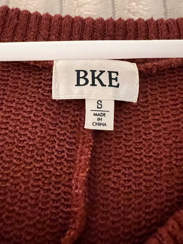 Sweater - Image 5