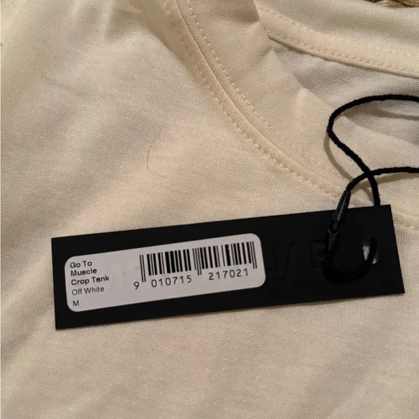 Oner Active NWT go to muscle crop tank in off white women’s size medium - Image 7