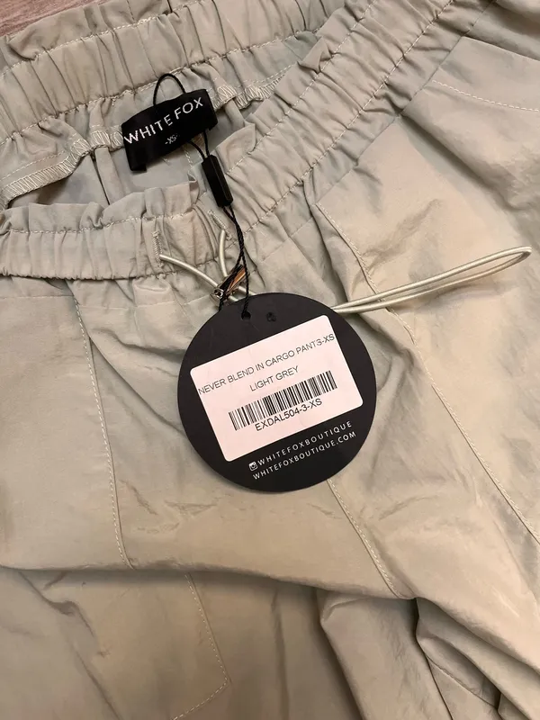 White Fox cargo pants grey new with tags - Image 3