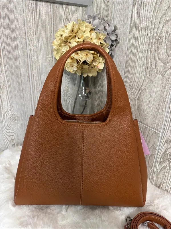 ellos Tan Pebbled Shoulder Bag with Detailing Brown - Image 4