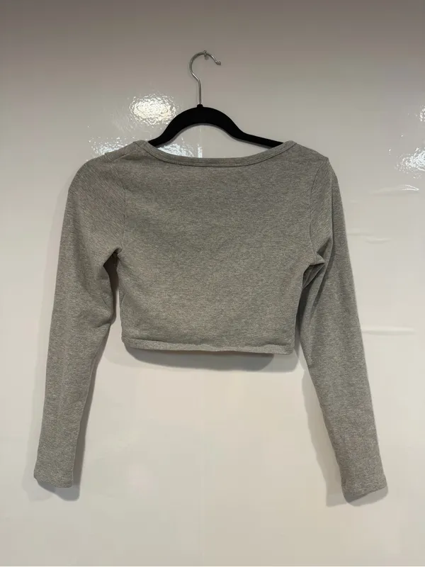 Zara Heather Gray Knit Long-Sleeve Crop Top - Image 3