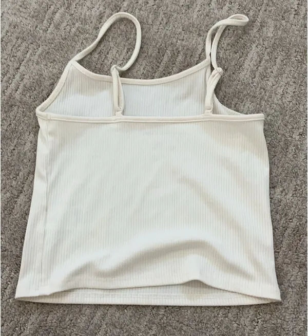 White tank  - Image 3