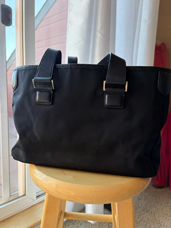 Tumi Soft Travel Satchel Handbag Purse Corporate Business Designer Luxury - Image 4