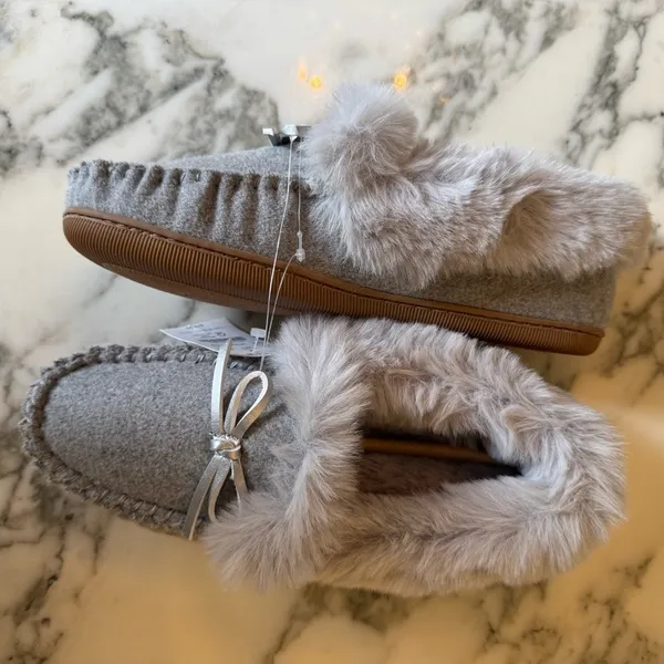 NWT J.Crew womens faux shearling grey moccasin slipper size 8 sold out! - Image 8