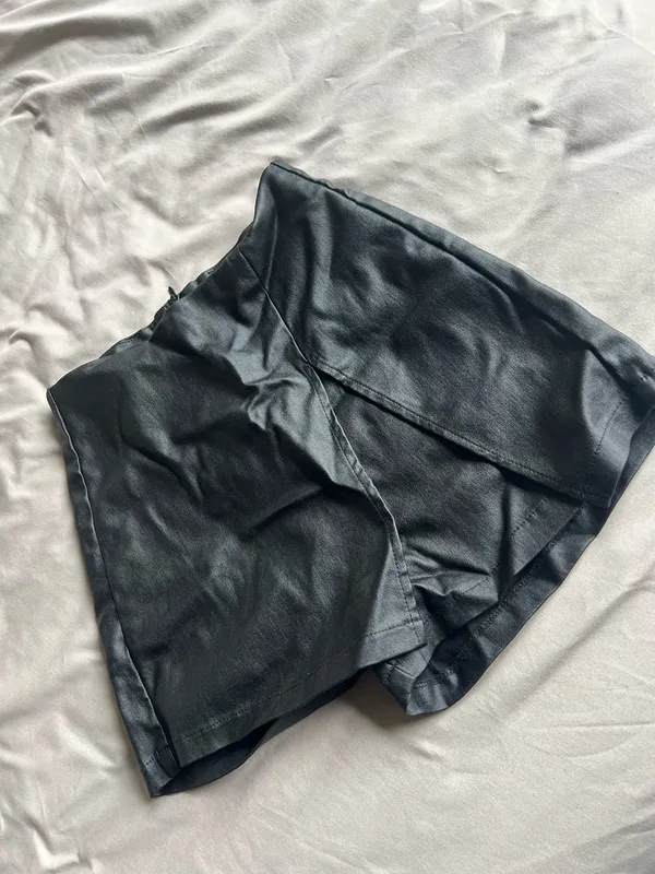 Black Women's Wrap - Image 3