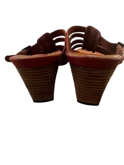 Clark’s Leather Strappy Slide Sandals in Brown - Image 4