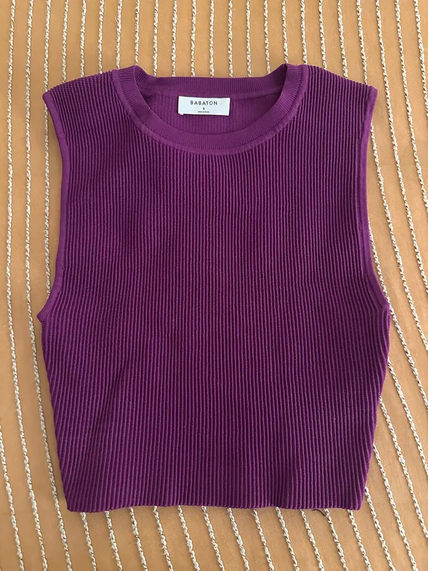 Aritzia Top Babaton Sculpt Knit Tank - Image 2