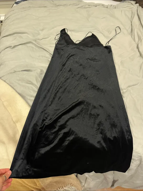 Zara velvet midi dress - Image 3